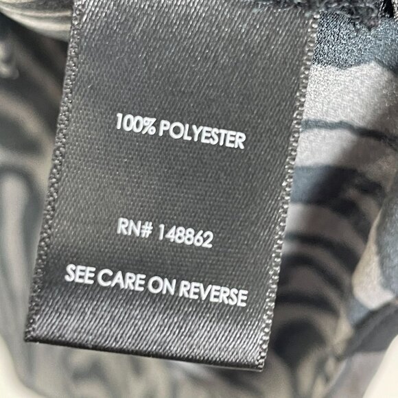 Torrid Womens Plus 2X Gray Black Zebra Print Button Up Blouse 3/4 Sleeve Shirt - Picture 6 of 12